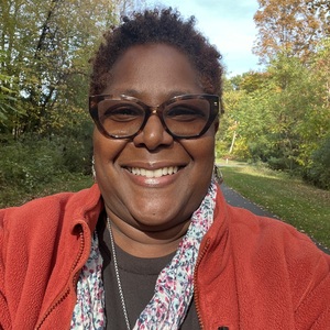 Queen KeinaMarie Small